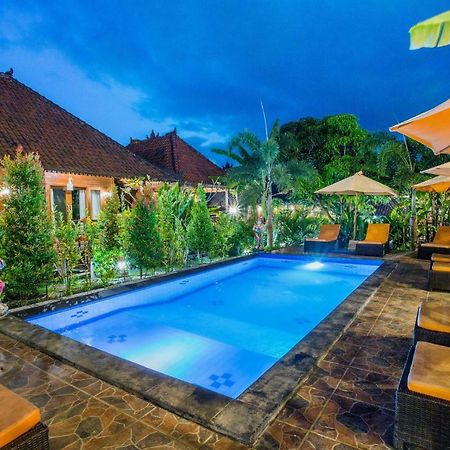 Dinatah Lembongan Villas Екстер'єр фото