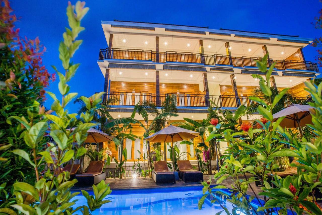 Dinatah Lembongan Villas Екстер'єр фото