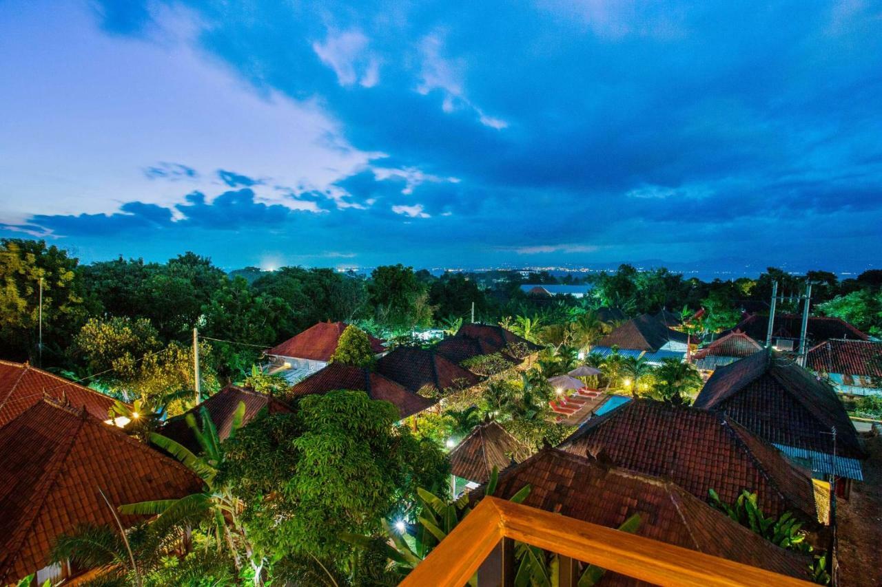 Dinatah Lembongan Villas Екстер'єр фото