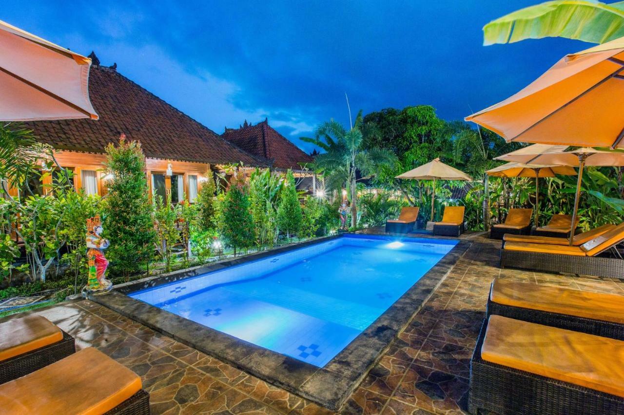 Dinatah Lembongan Villas Екстер'єр фото